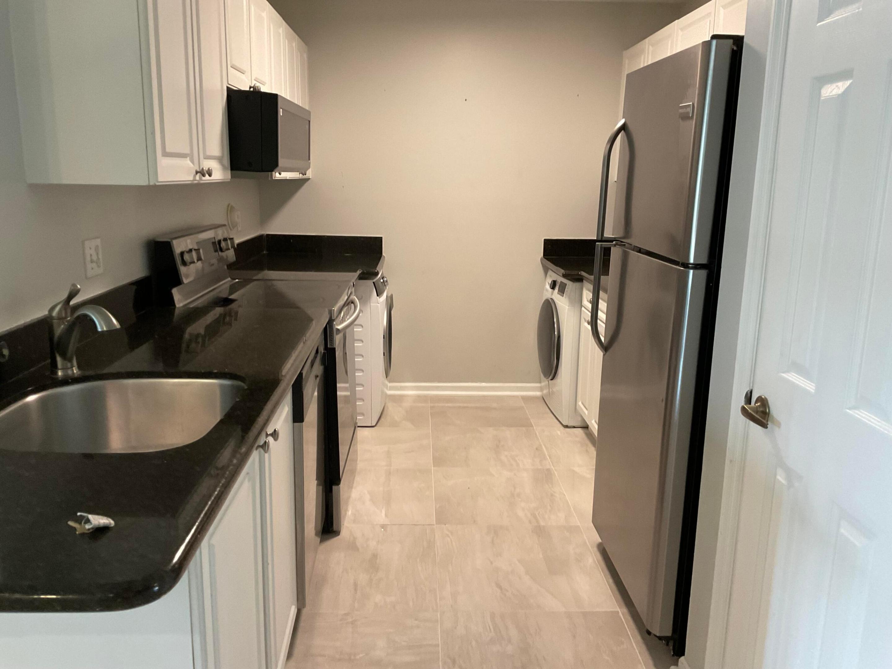 2080 Greenview Shores Boulevard Apt 408