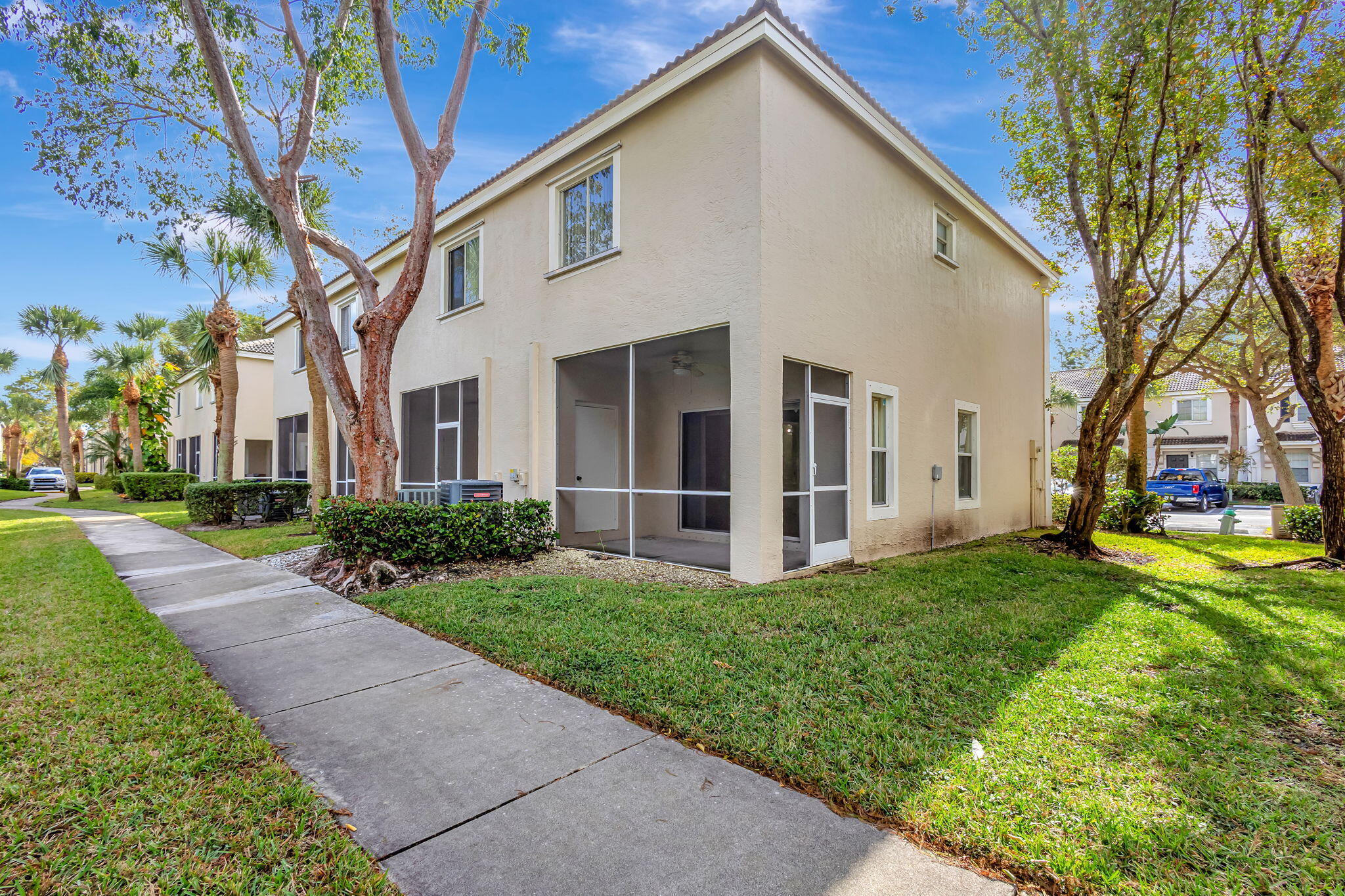 4956 Palmbrooke Circle