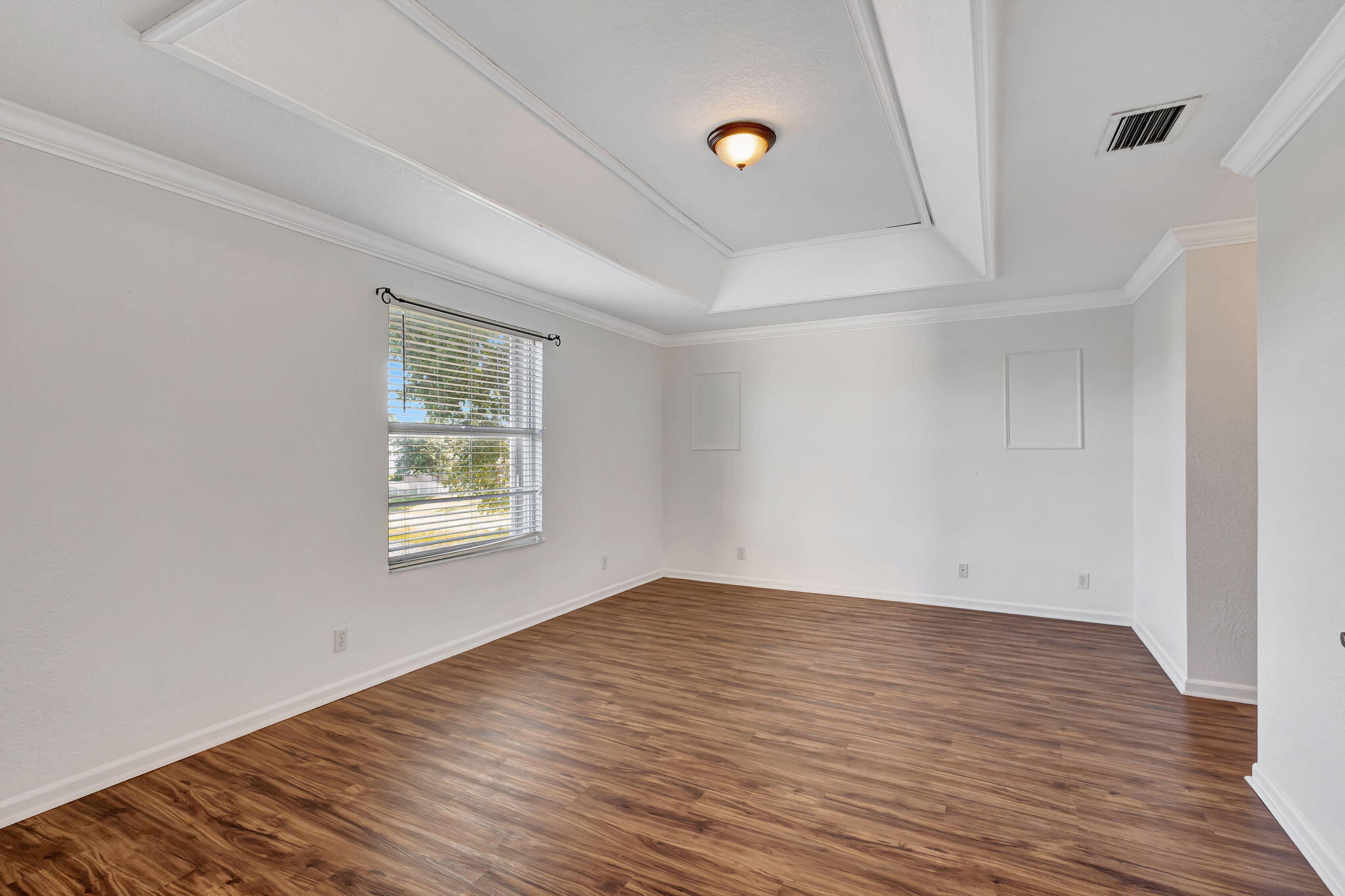 119 Canterbury Place