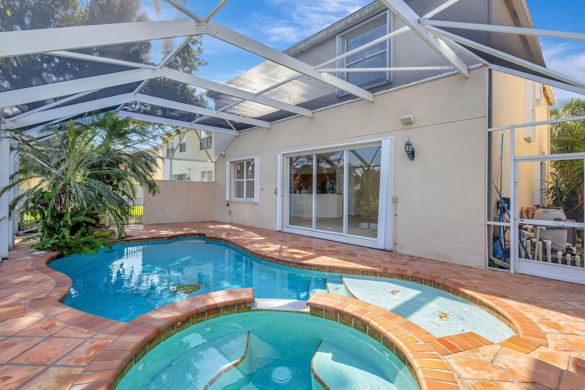 119 Canterbury Place