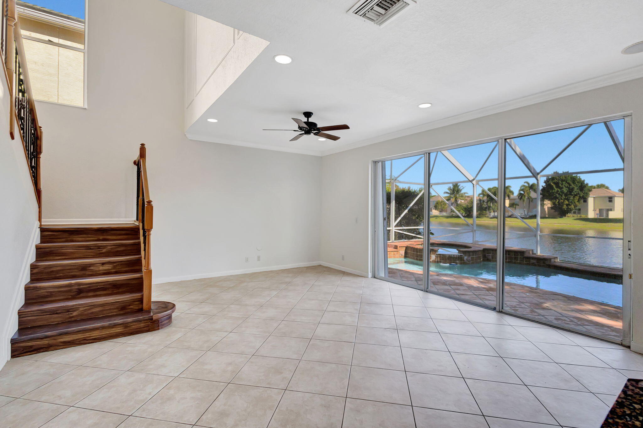 119 Canterbury Place