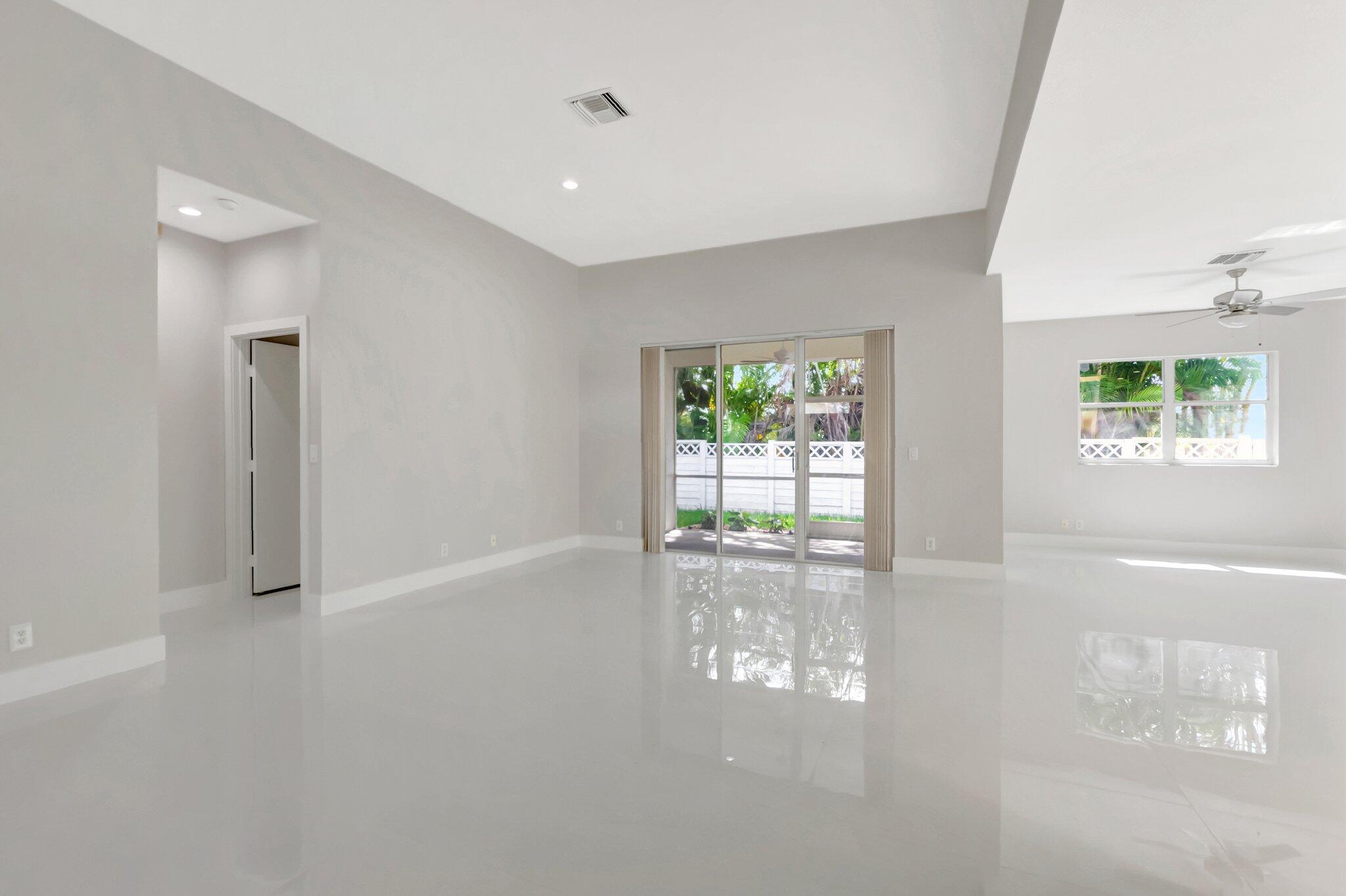 10694 Palm Spring Drive