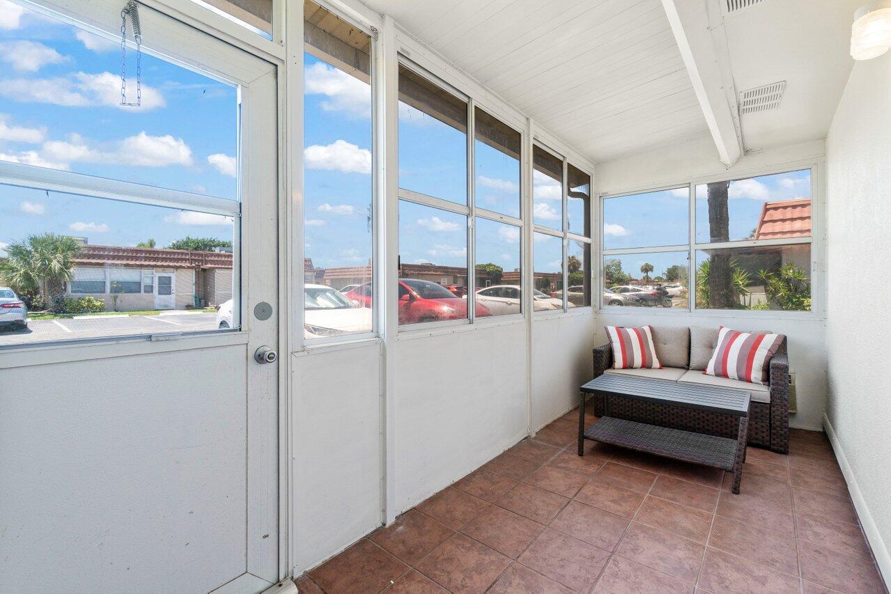 266 Seville L