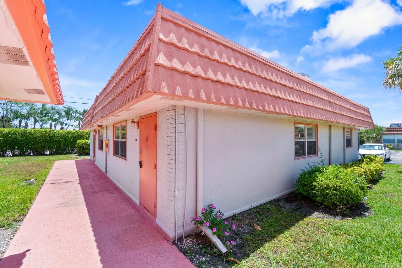266 Seville L