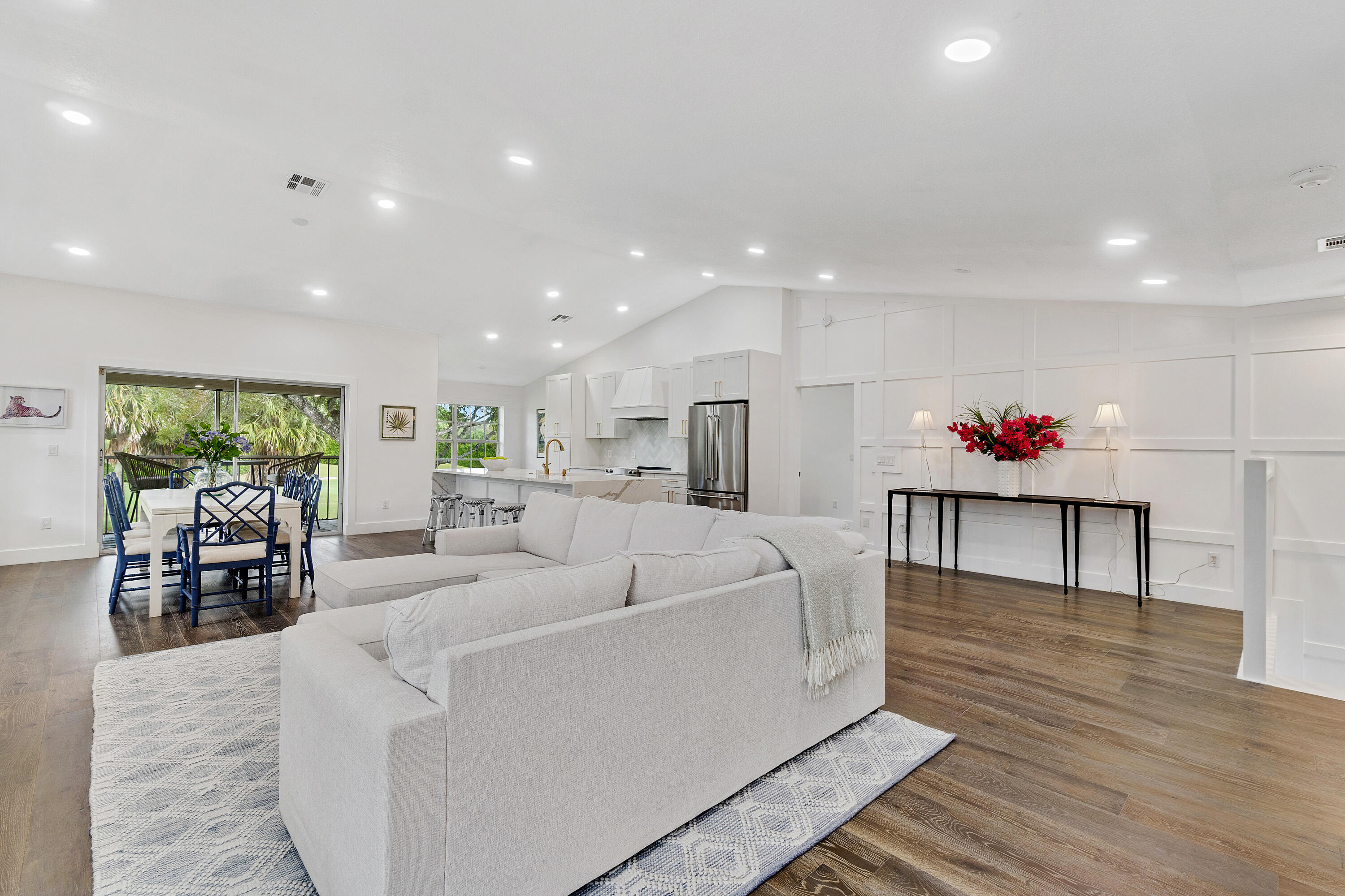 10291 N Andover Coach Lane B1