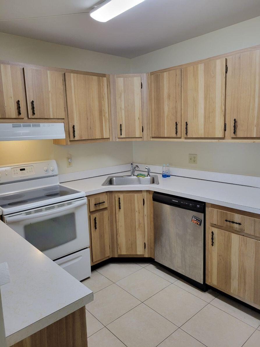 130 Lake Pine Circle D1
