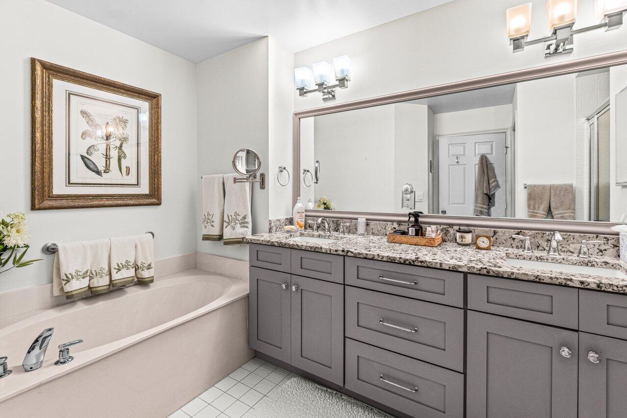 12480 Crystal Pointe Drive 102