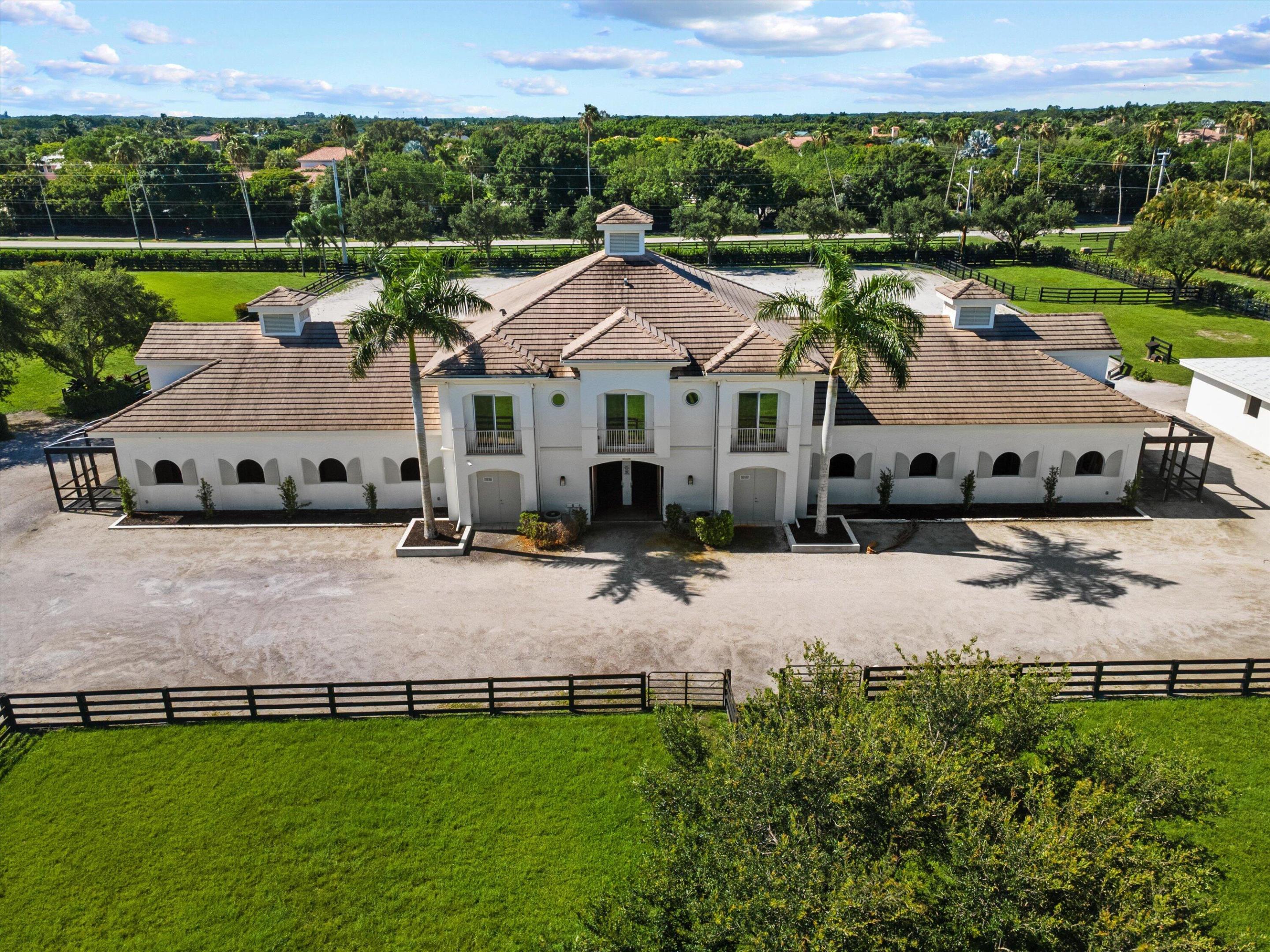 14596 Belmont Trace Barn