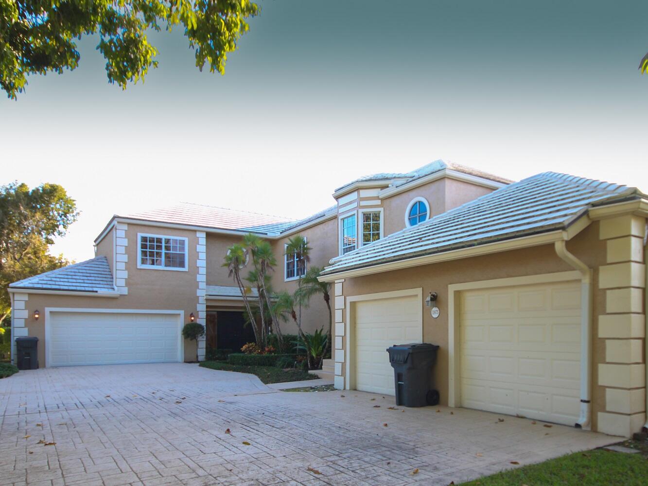 11877 Pebblewood Drive 202
