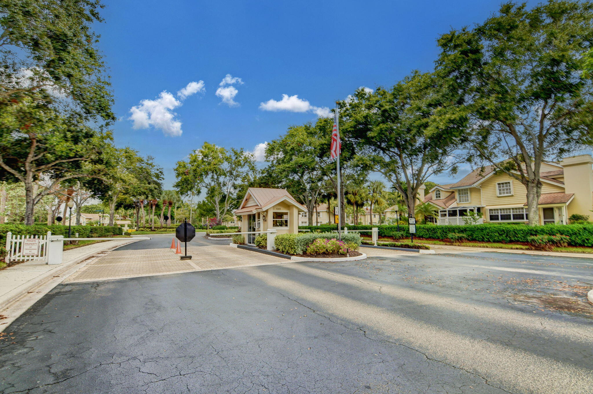 6501 Dryden Court