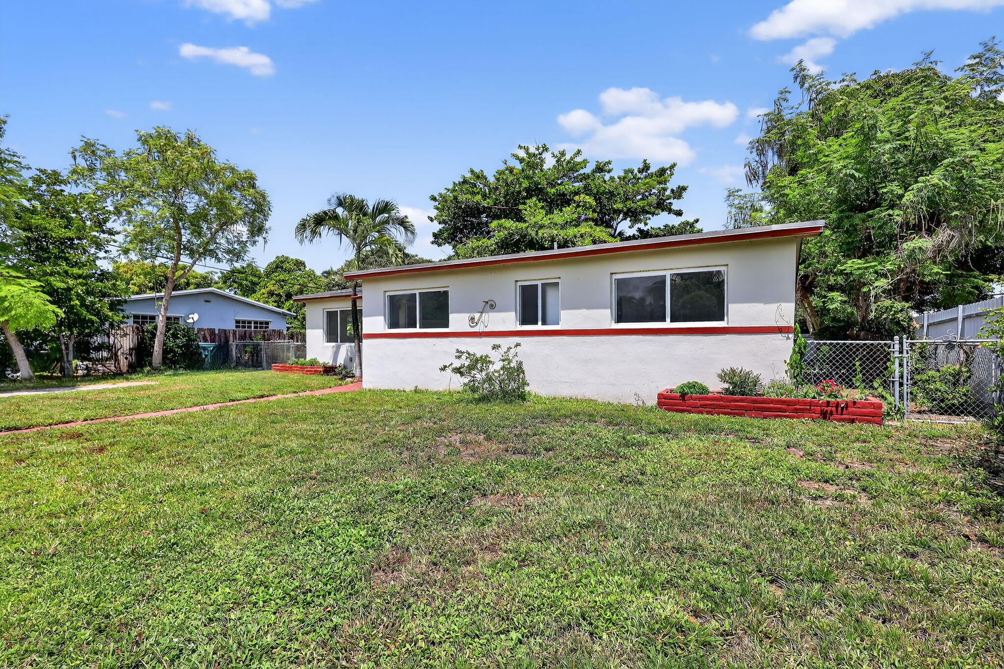 17131 NW Miami Court