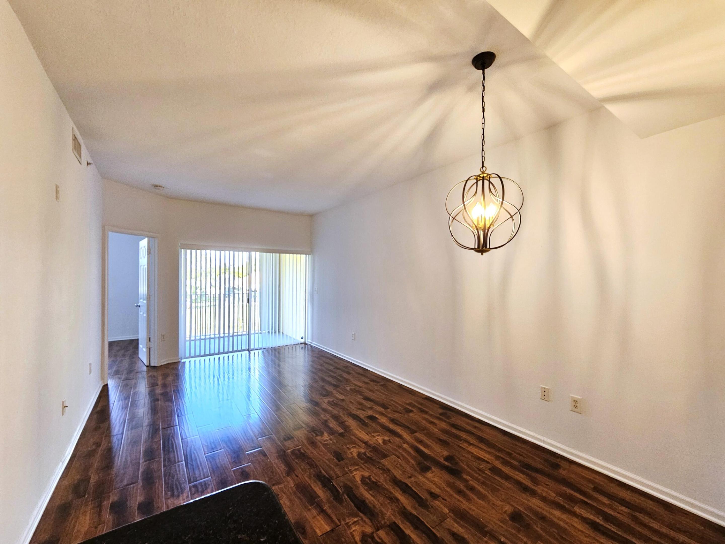 2020 Greenview Shores Boulevard 108