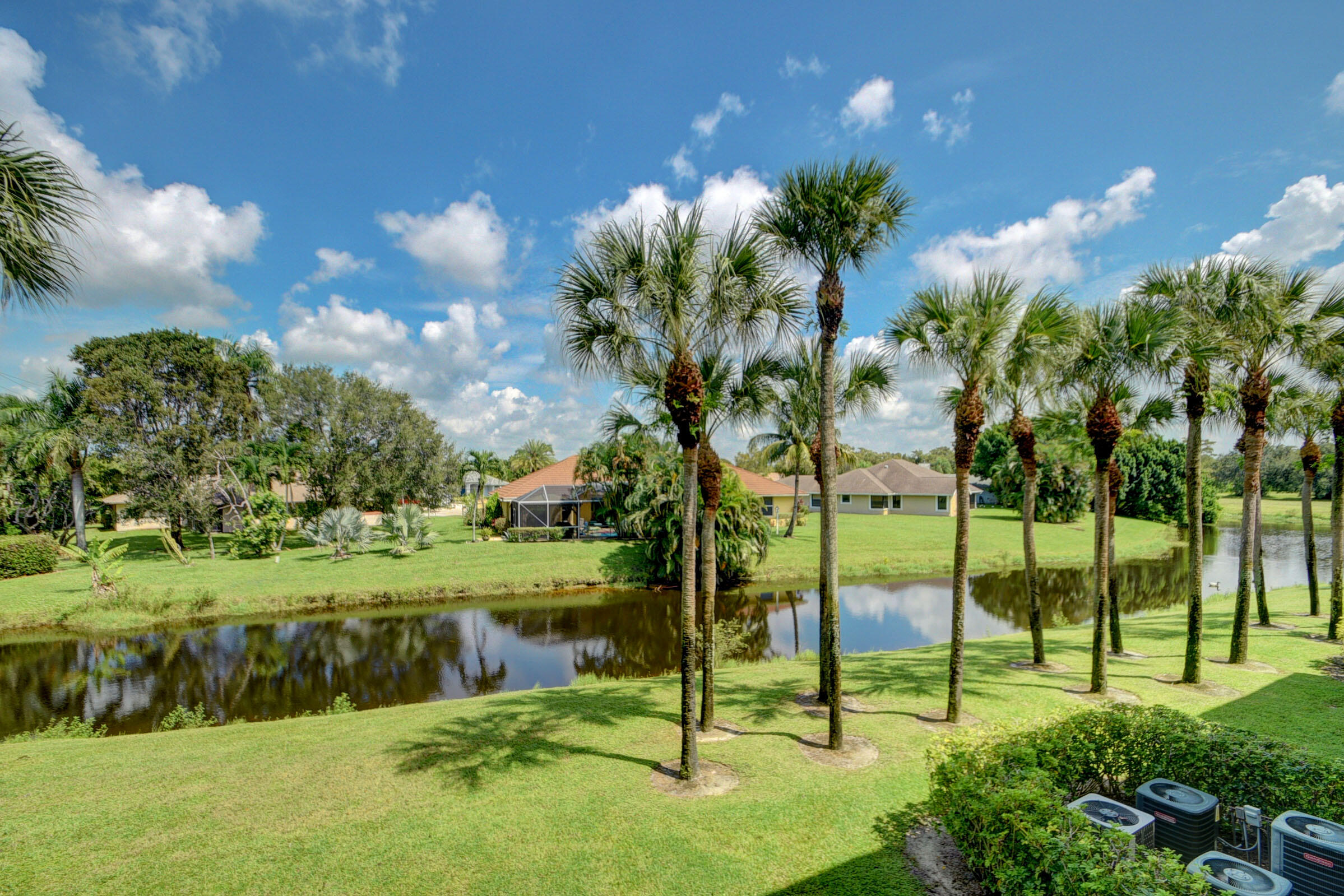 2020 Greenview Shores Boulevard 108