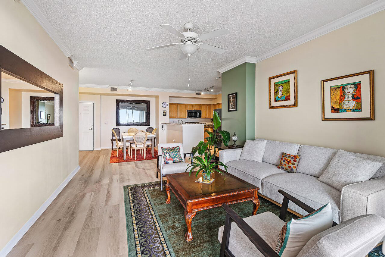616 Clearwater Park Road 1206