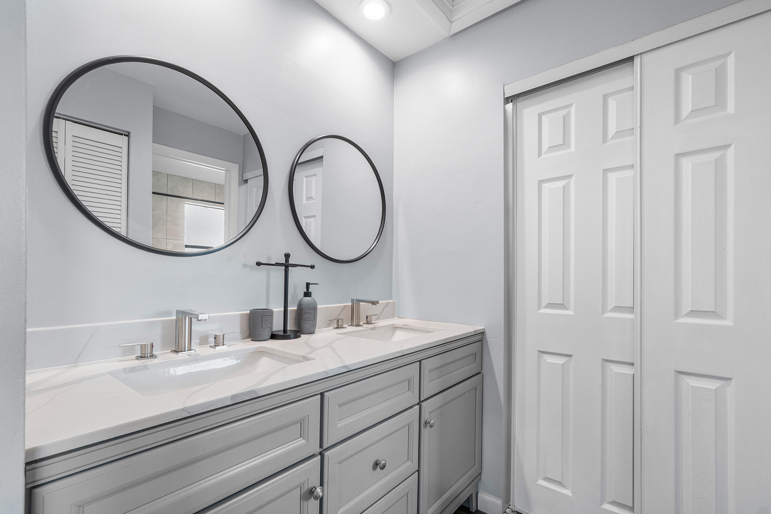 12950 Dartford Trail 16