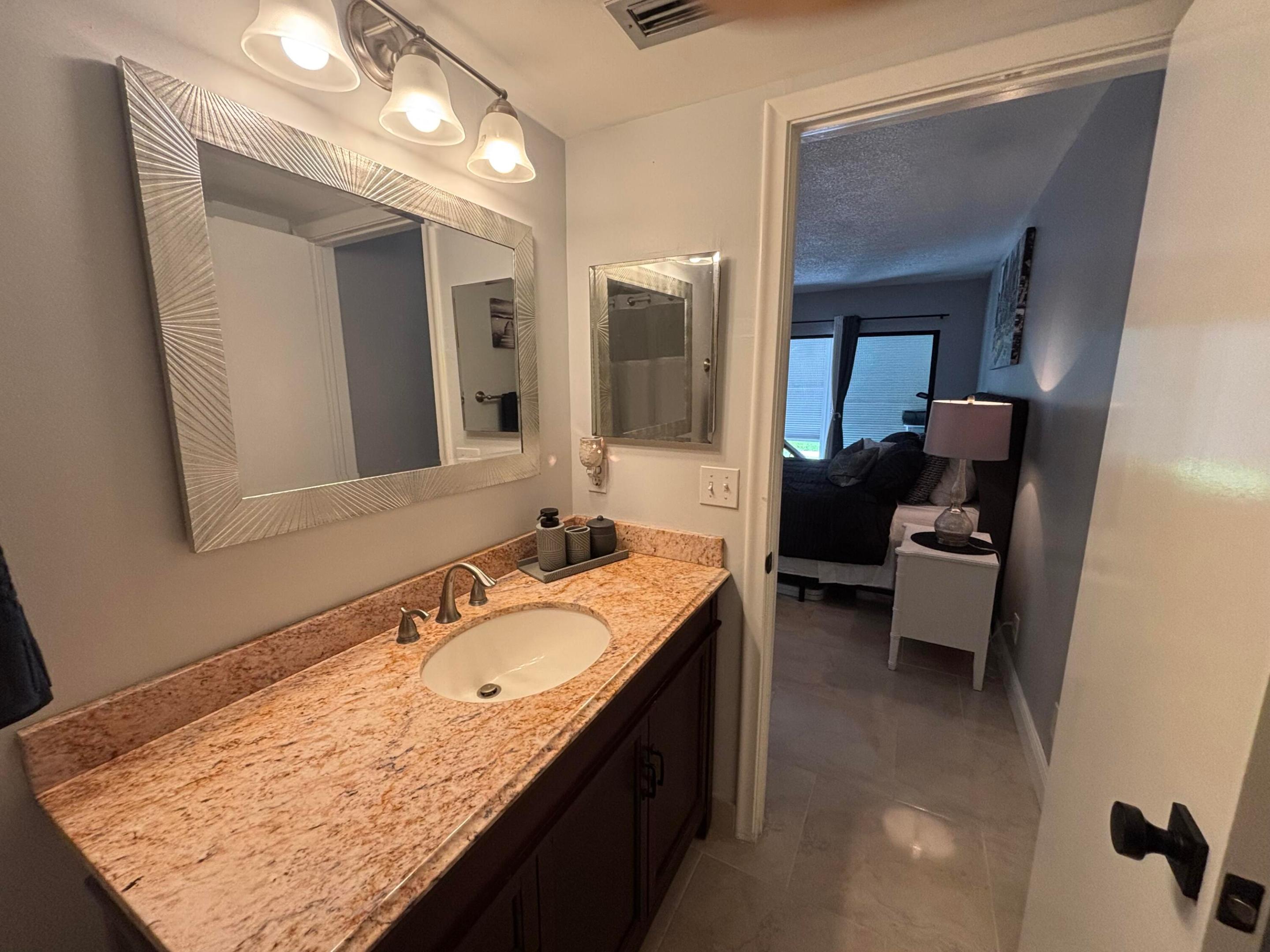 1705 Presidential Way N B101