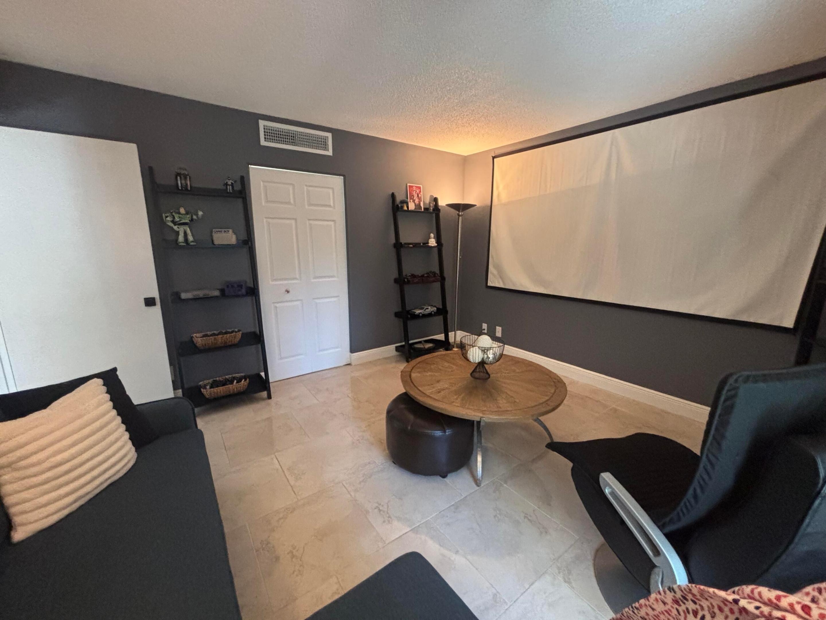 1705 Presidential Way N B101