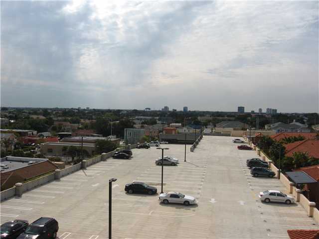 1801 N Flagler Drive 918