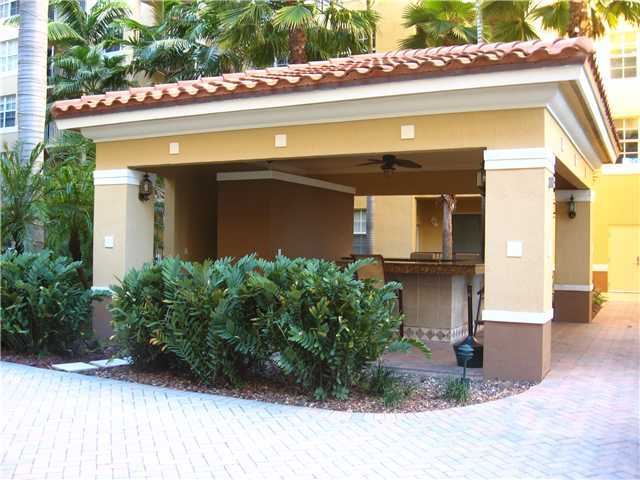 1801 N Flagler Drive 918