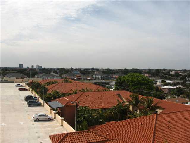 1801 N Flagler Drive 918