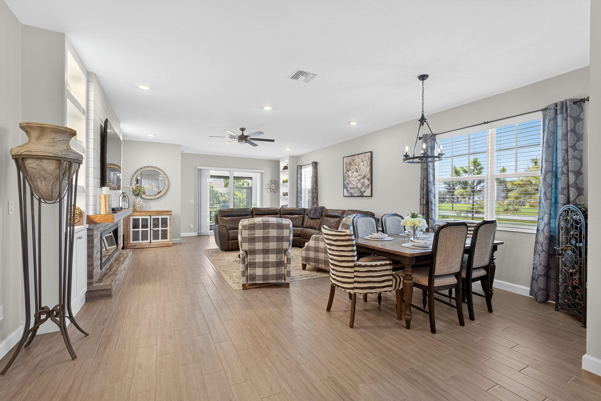 1220 Haywagon Trail