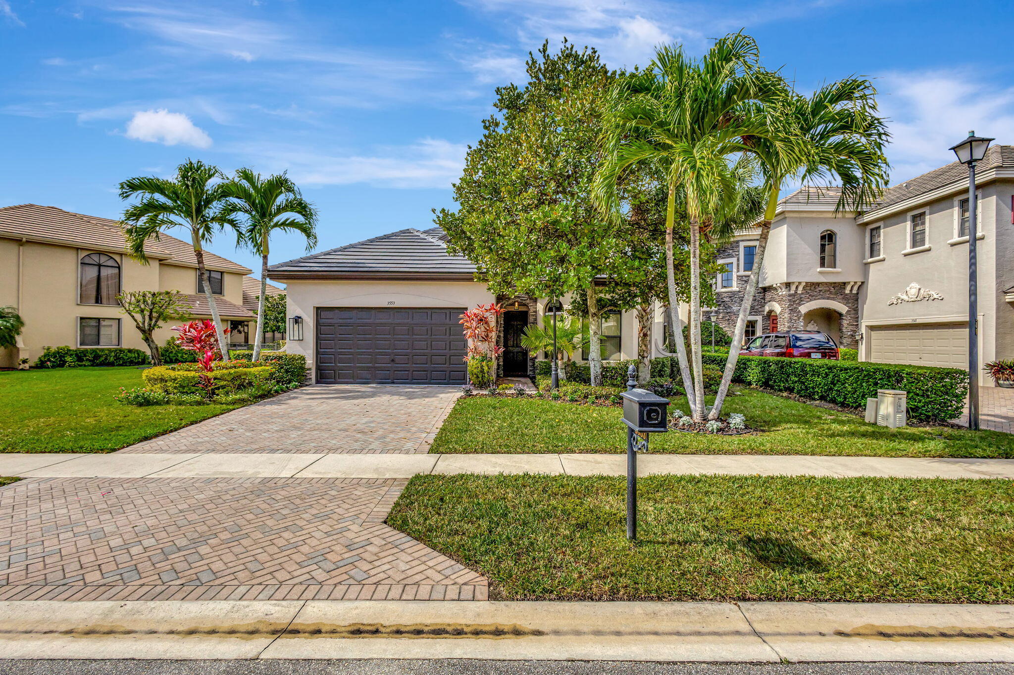 3553 Collonade Drive