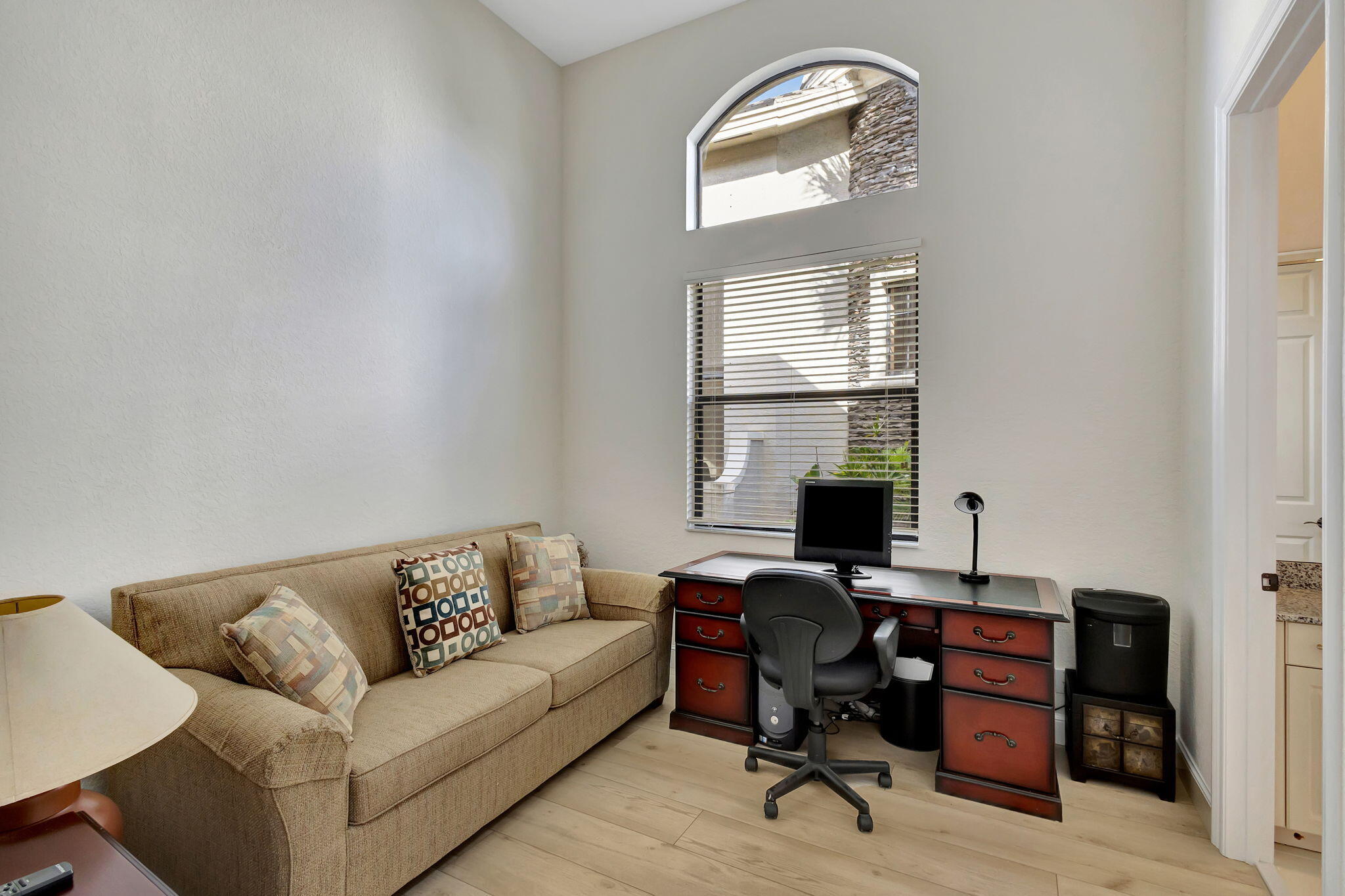 3553 Collonade Drive