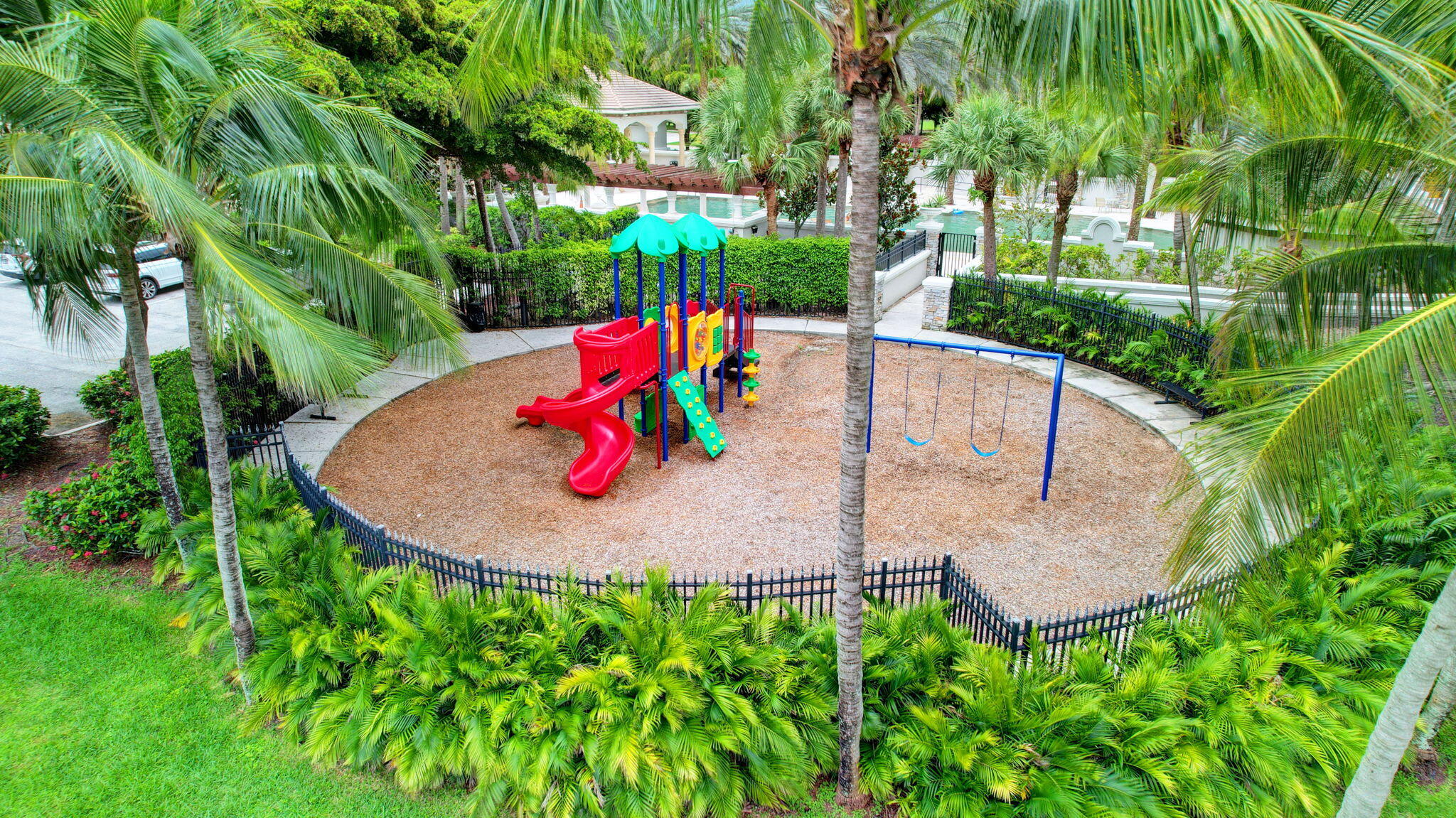 3553 Collonade Drive