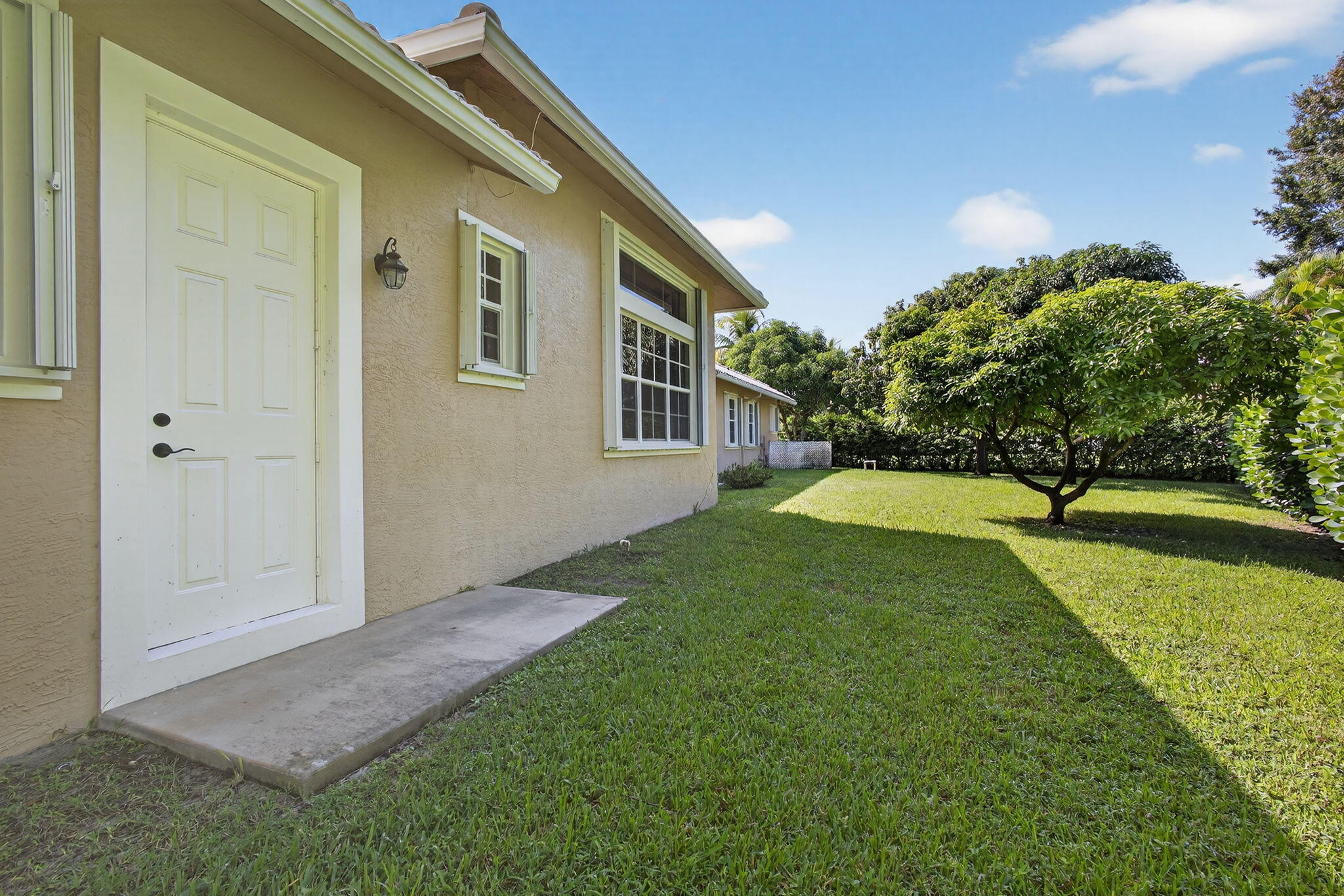15550 Rolling Meadows Circle