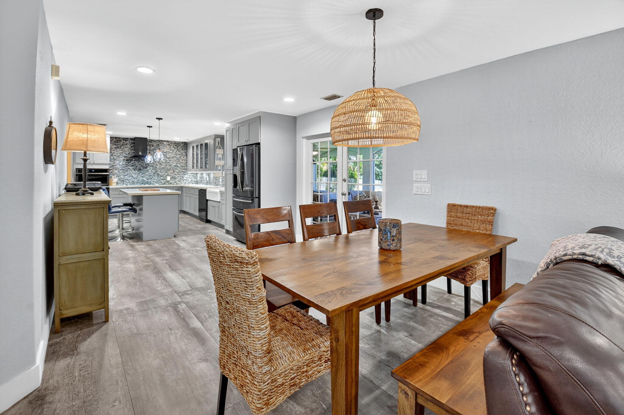 1216 NW 8th Court