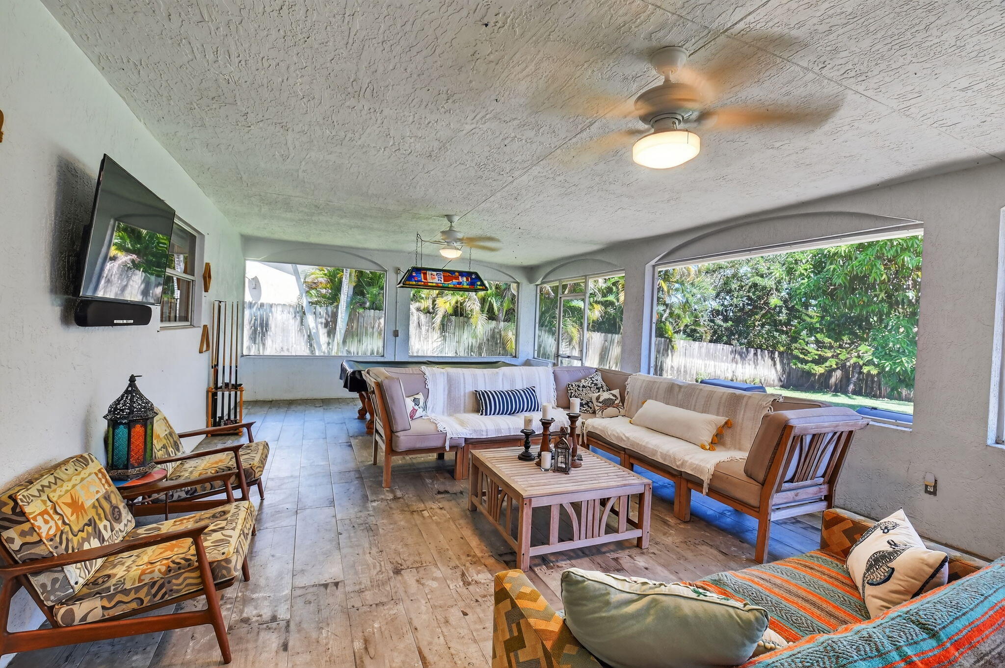 1216 NW 8th Court