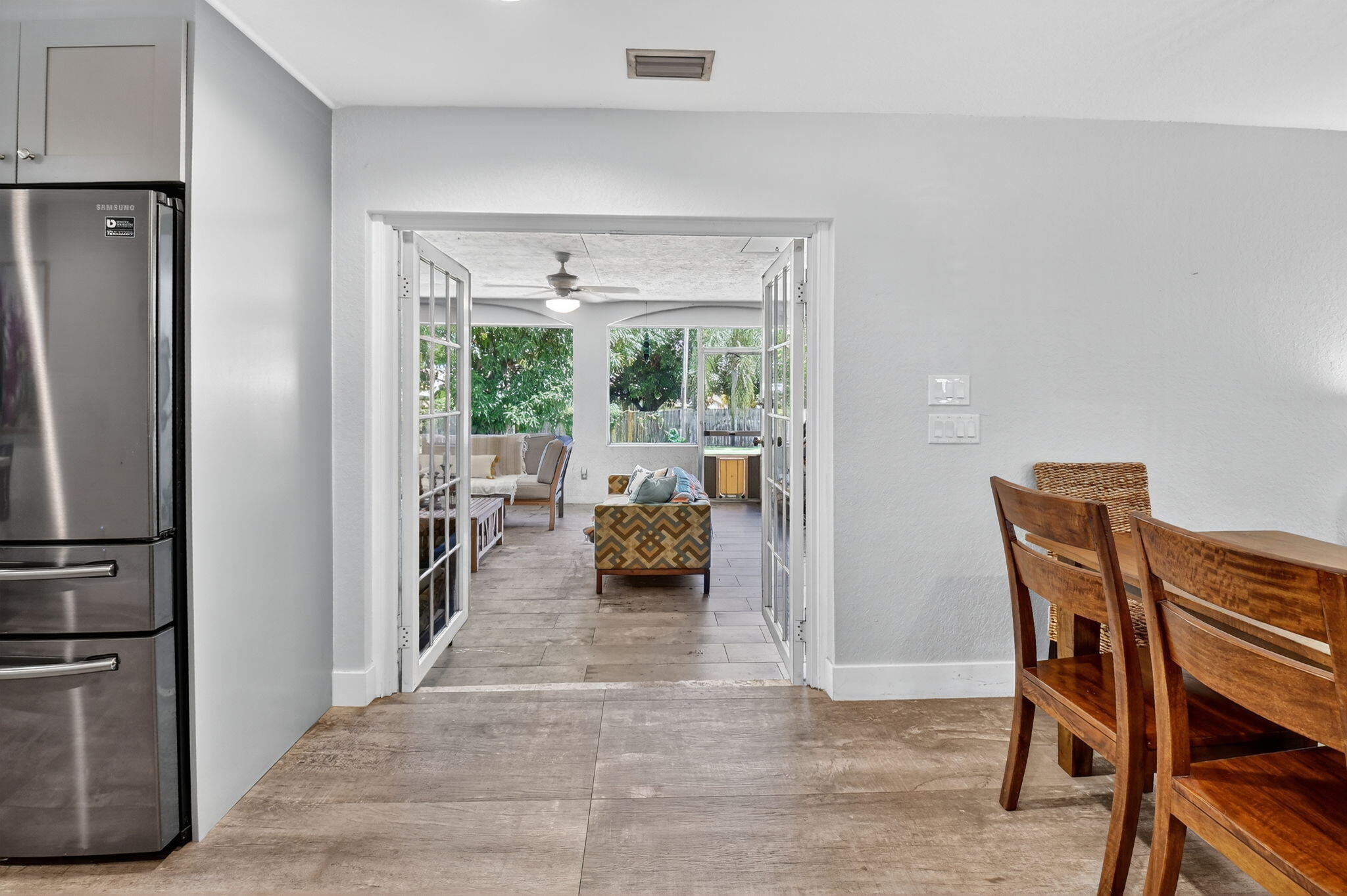 1216 NW 8th Court