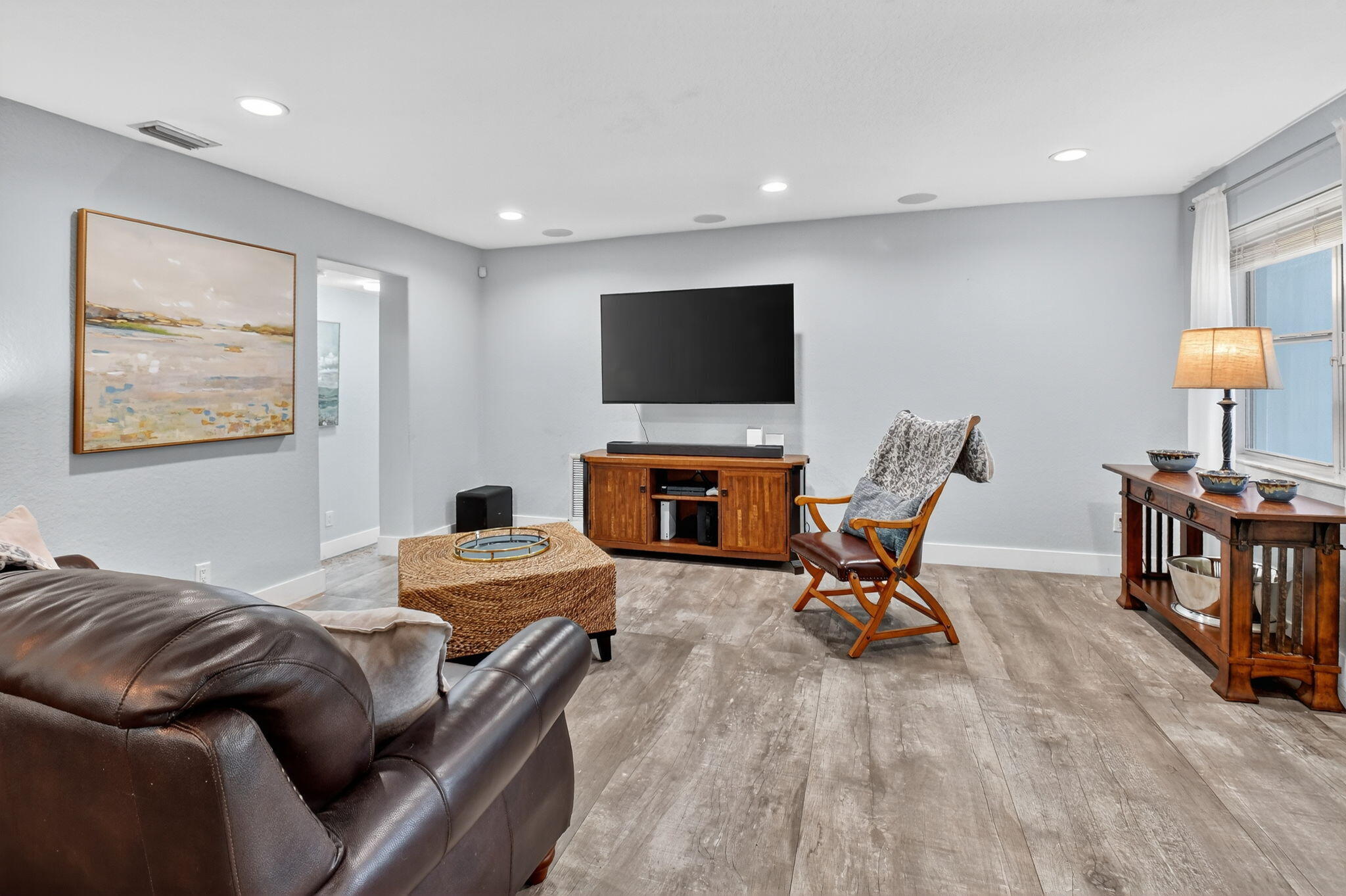 1216 NW 8th Court