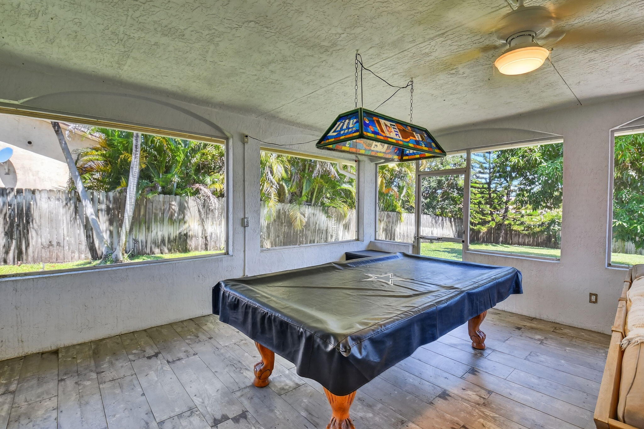 1216 NW 8th Court