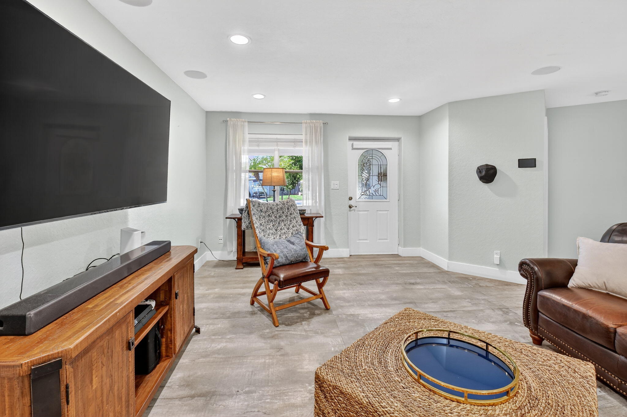 1216 NW 8th Court