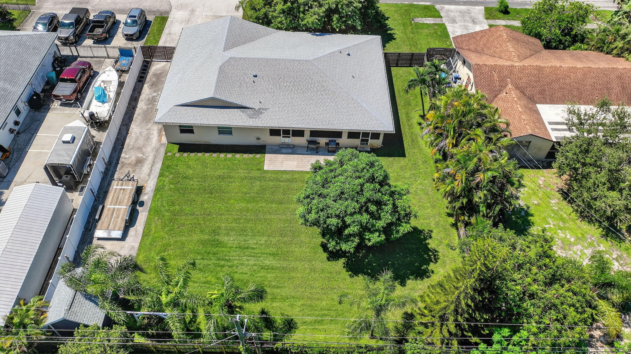 1216 NW 8th Court