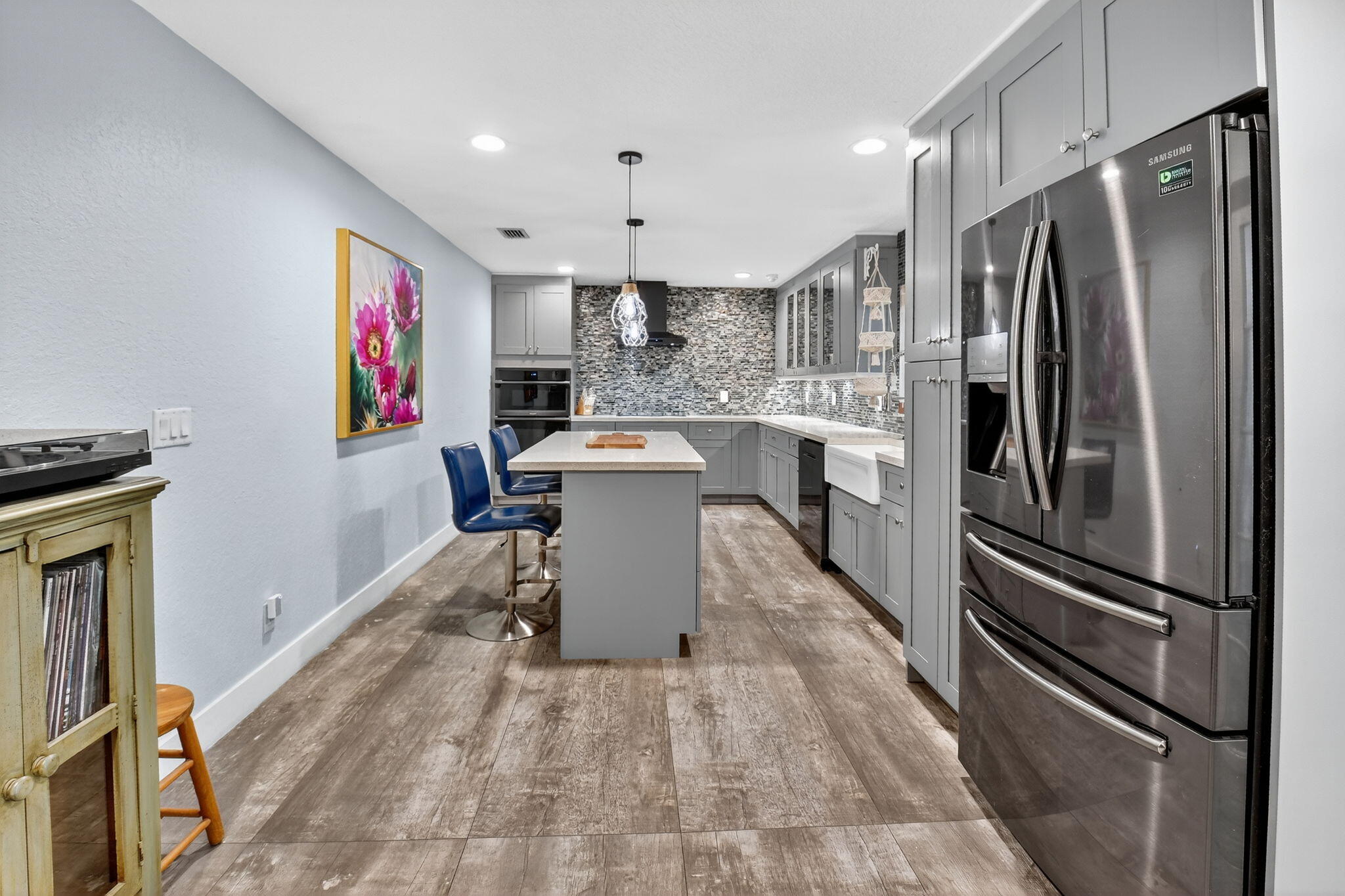 1216 NW 8th Court