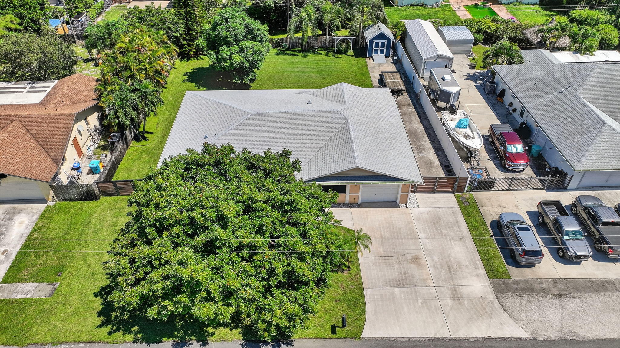 1216 NW 8th Court