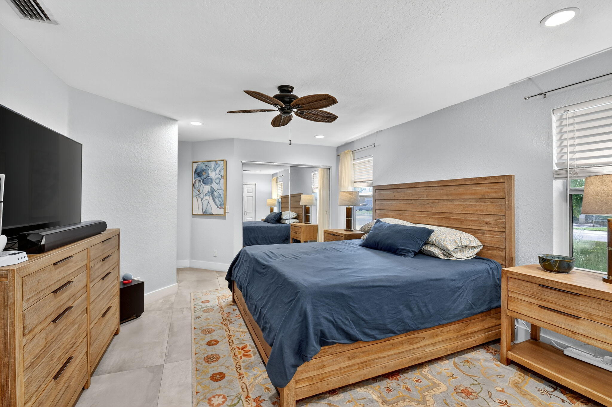 1216 NW 8th Court