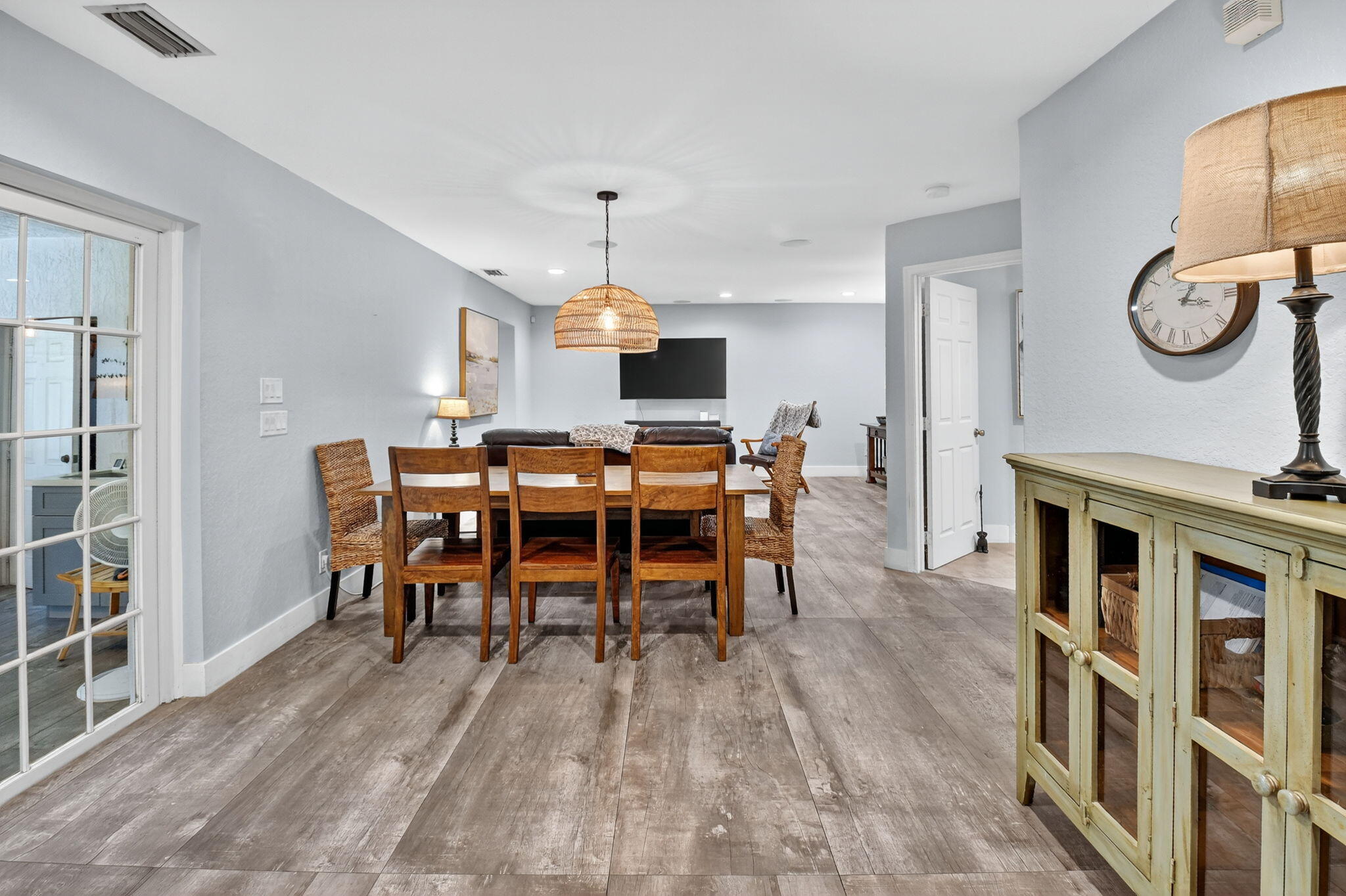 1216 NW 8th Court