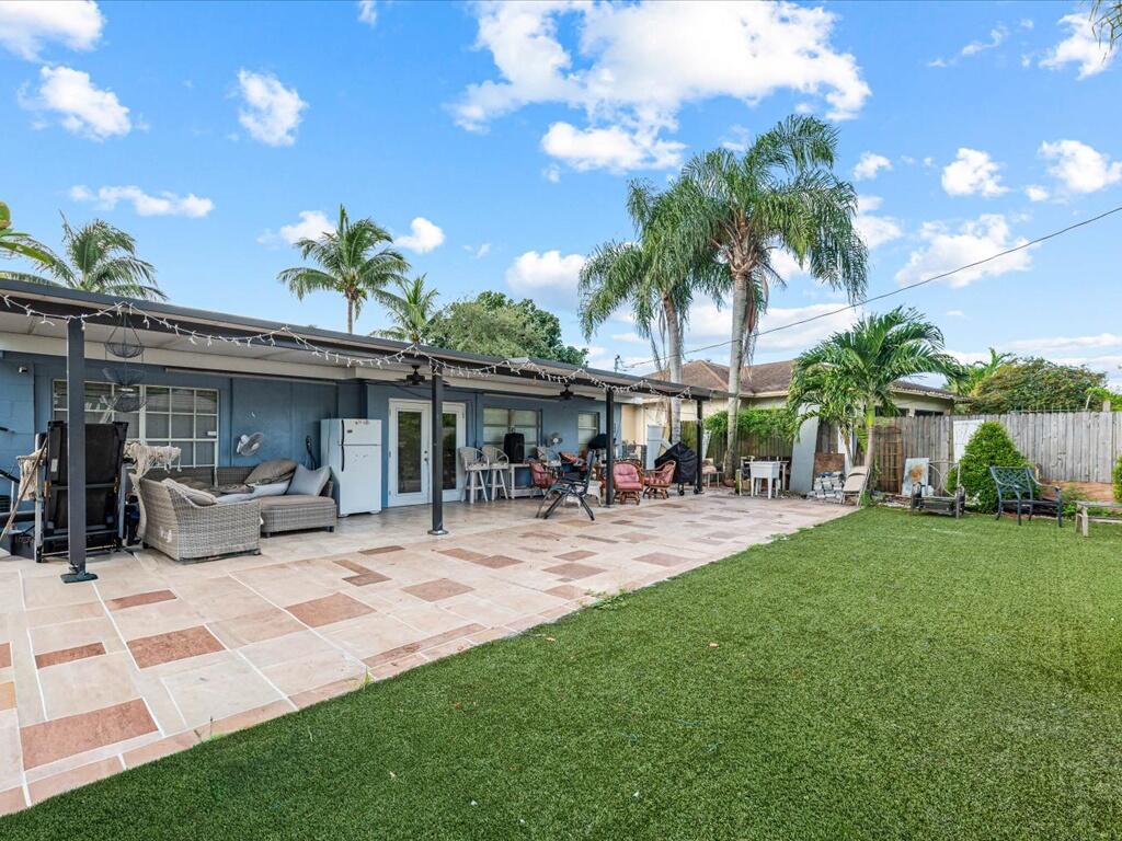3925 Tuskegee Drive