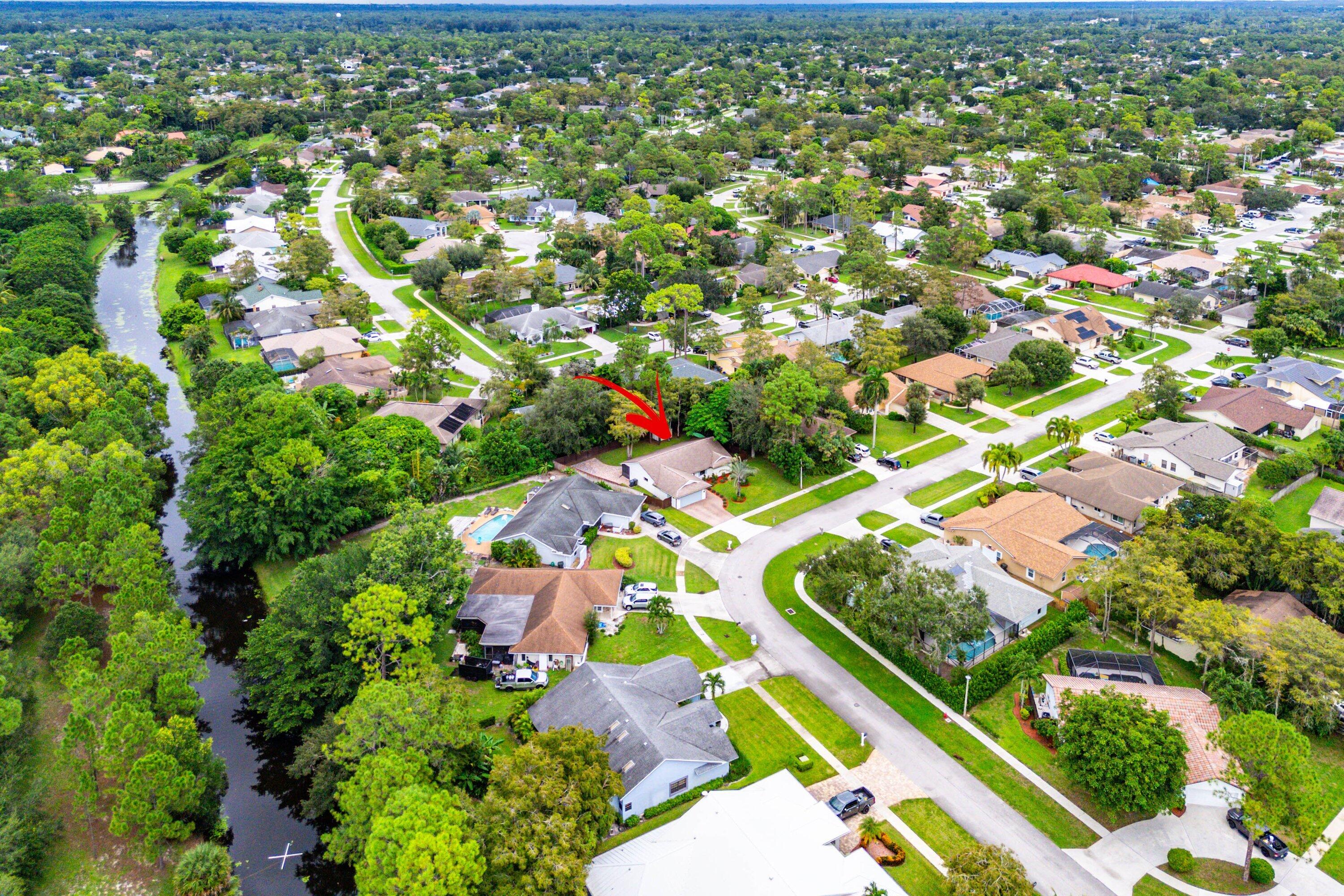 14271 Flora Lane