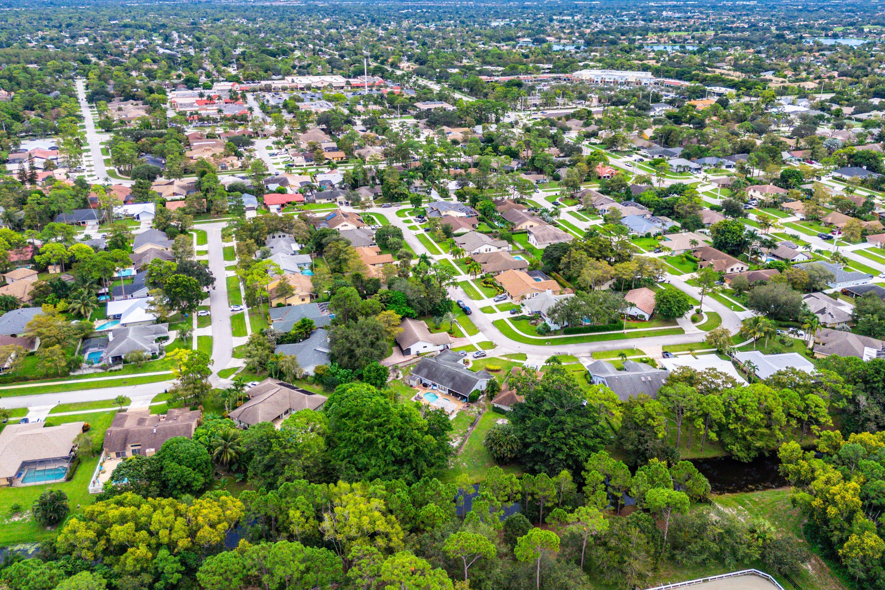 14271 Flora Lane
