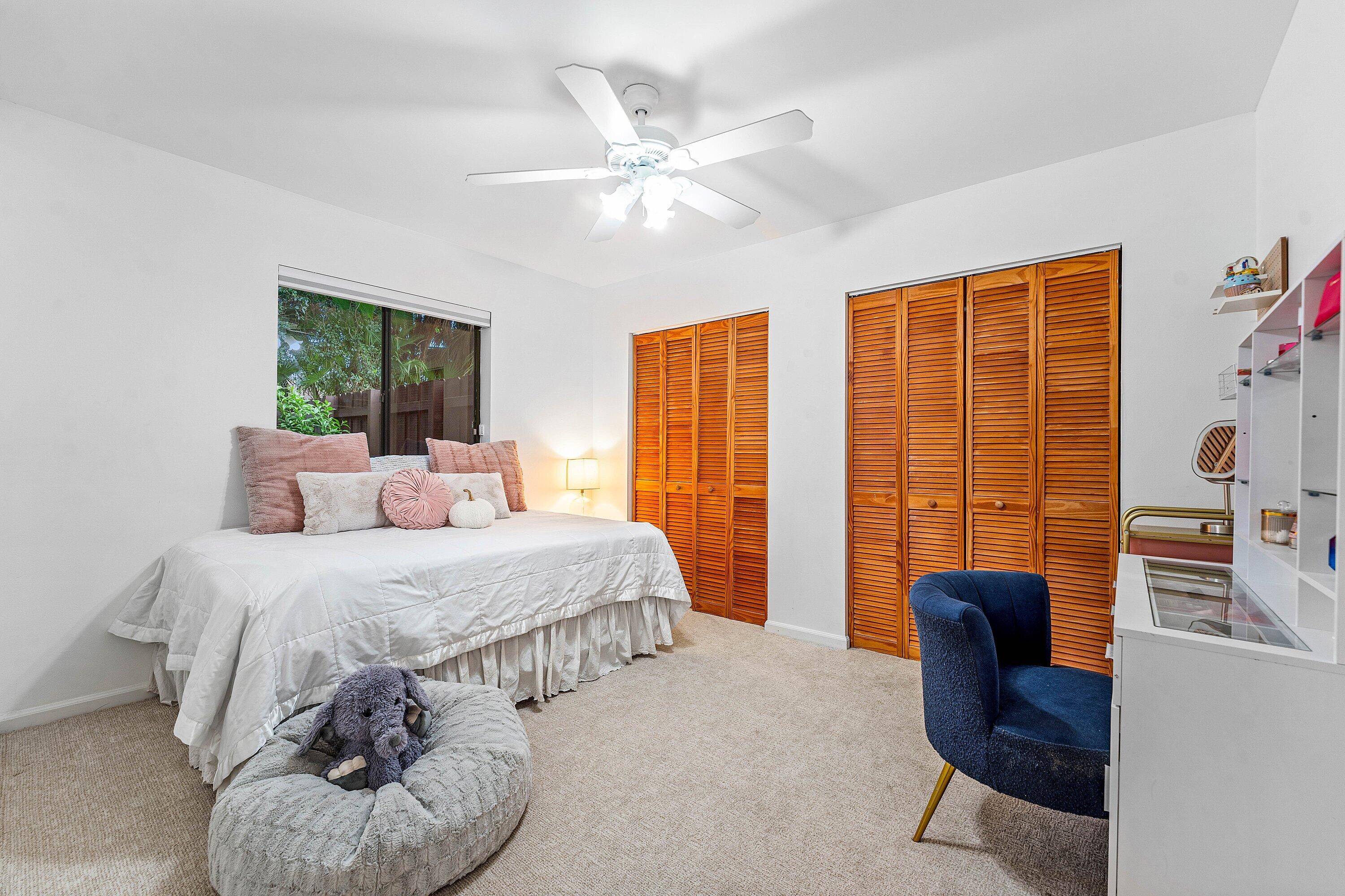 14271 Flora Lane