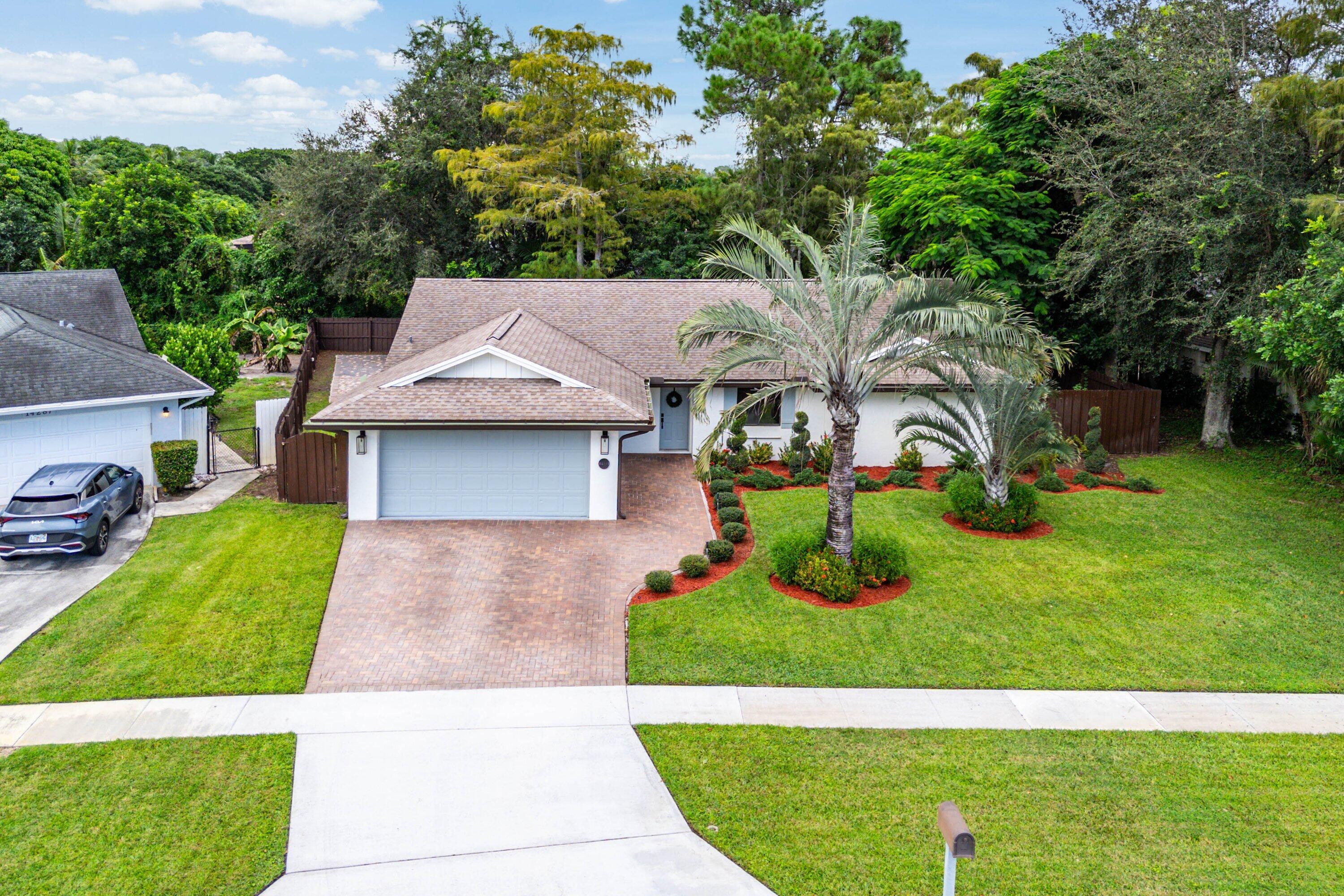 14271 Flora Lane