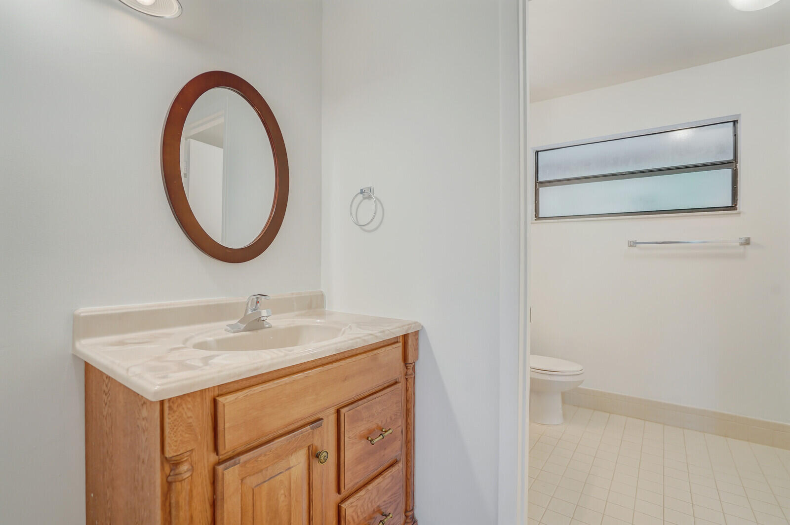 2533 Bedford Mews Dr