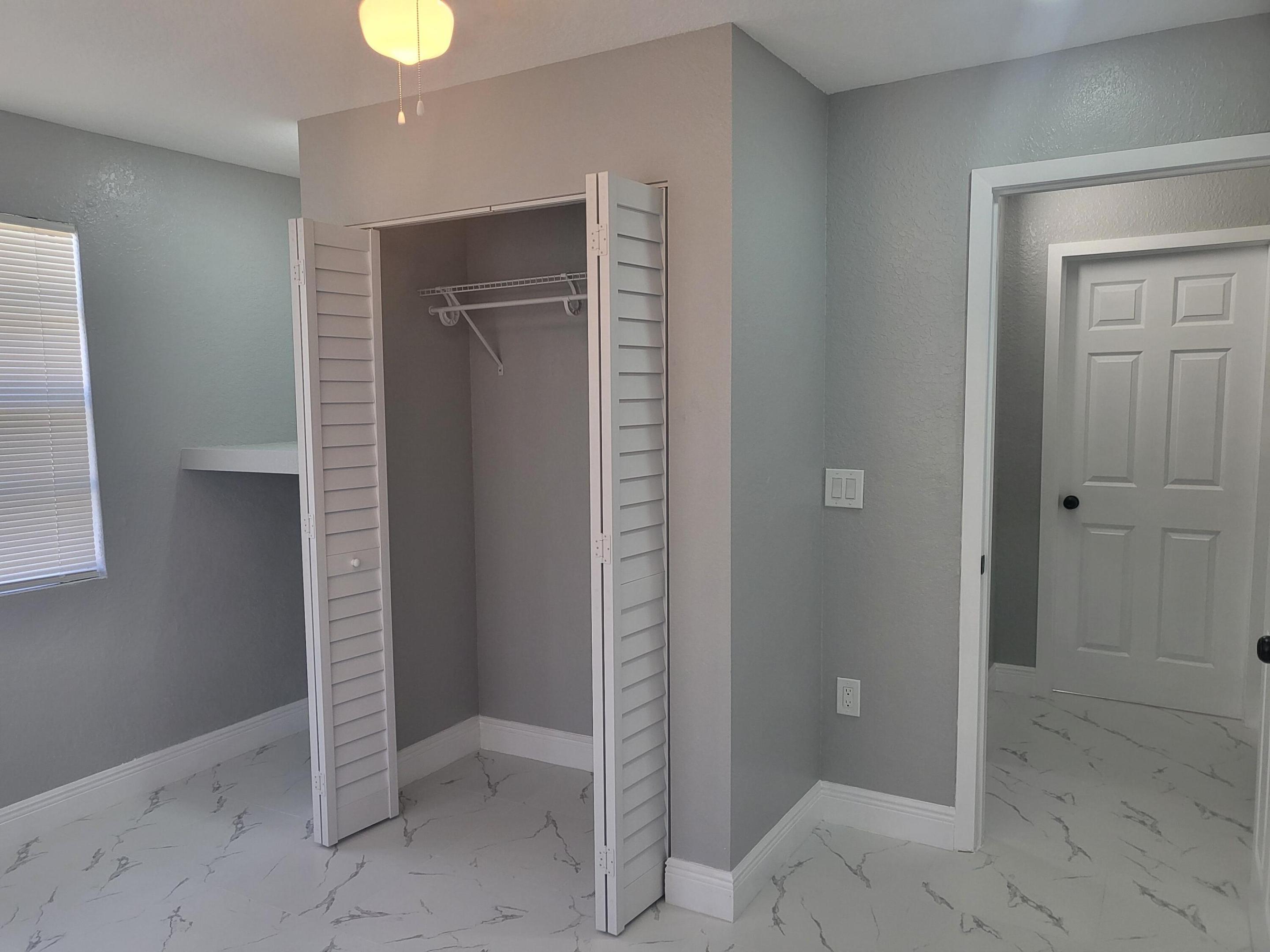 1119 W 32nd Street
