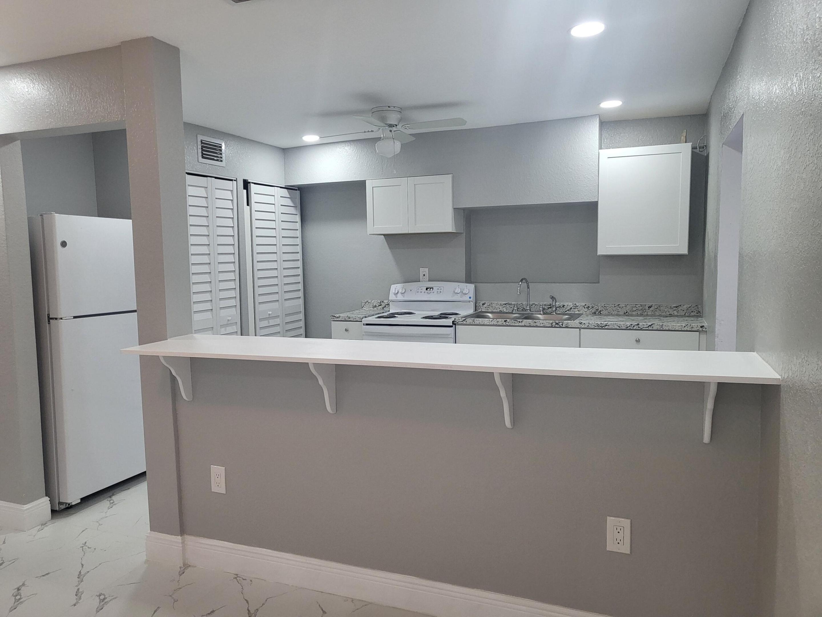 1119 W 32nd Street