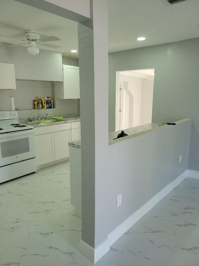 1119 W 32nd Street