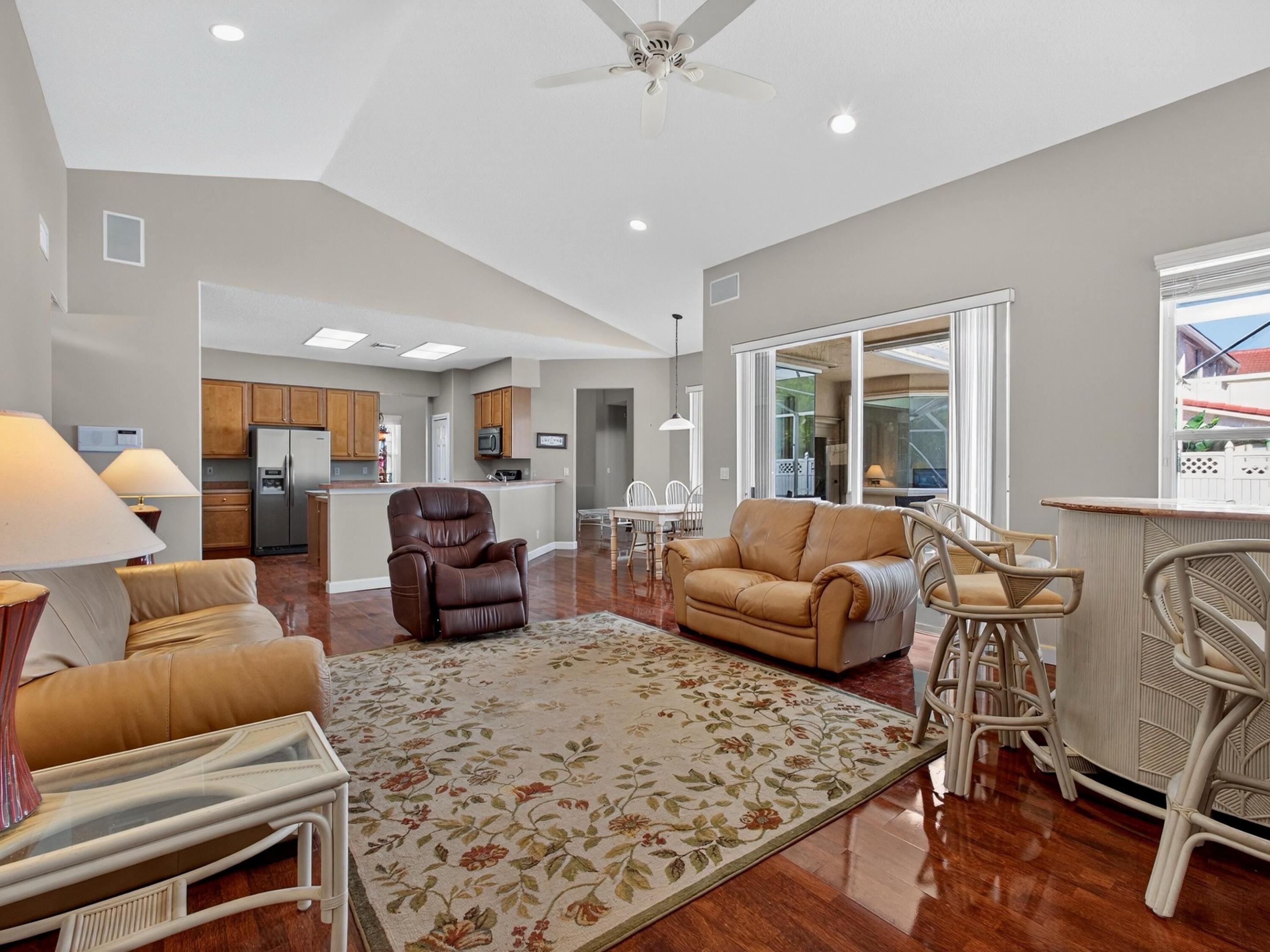 7128 Brunswick Circle
